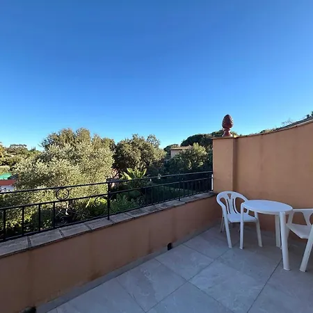 Mazet Climatisé Azur Apartman Sainte-Maxime